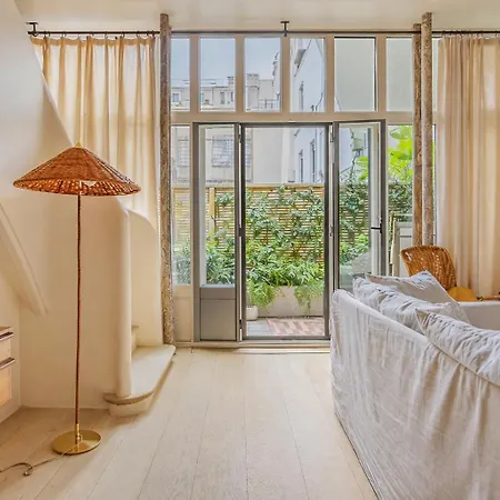 Elegant Triplex With Terrace & Ac - Perfect For 6 Guests Appartamento Parigi