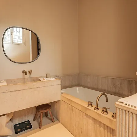 Elegant Triplex With Terrace & Ac - Perfect For 6 Guests Parigi